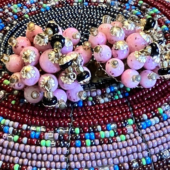 JAPAN EARRINGS MOVEABLE DETAILS - Picture 5 of 13